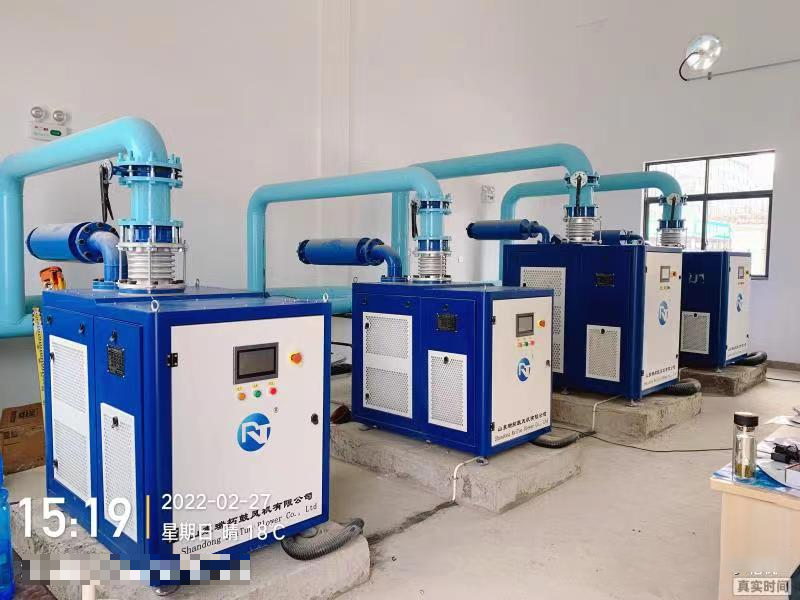 磁悬浮麻豆精品一区二区风机安装现场